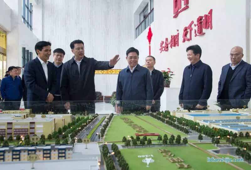 省長袁家軍在道明光學(xué)股份有限公司視察