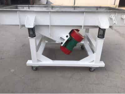 銳成機械設(shè)備 ?RC系列直線篩圖2