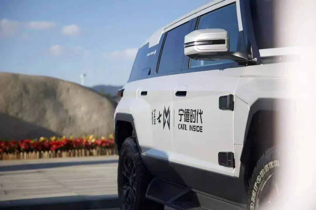 圖說(shuō)：猛士917來(lái)源：東風(fēng)猛士官網(wǎng)