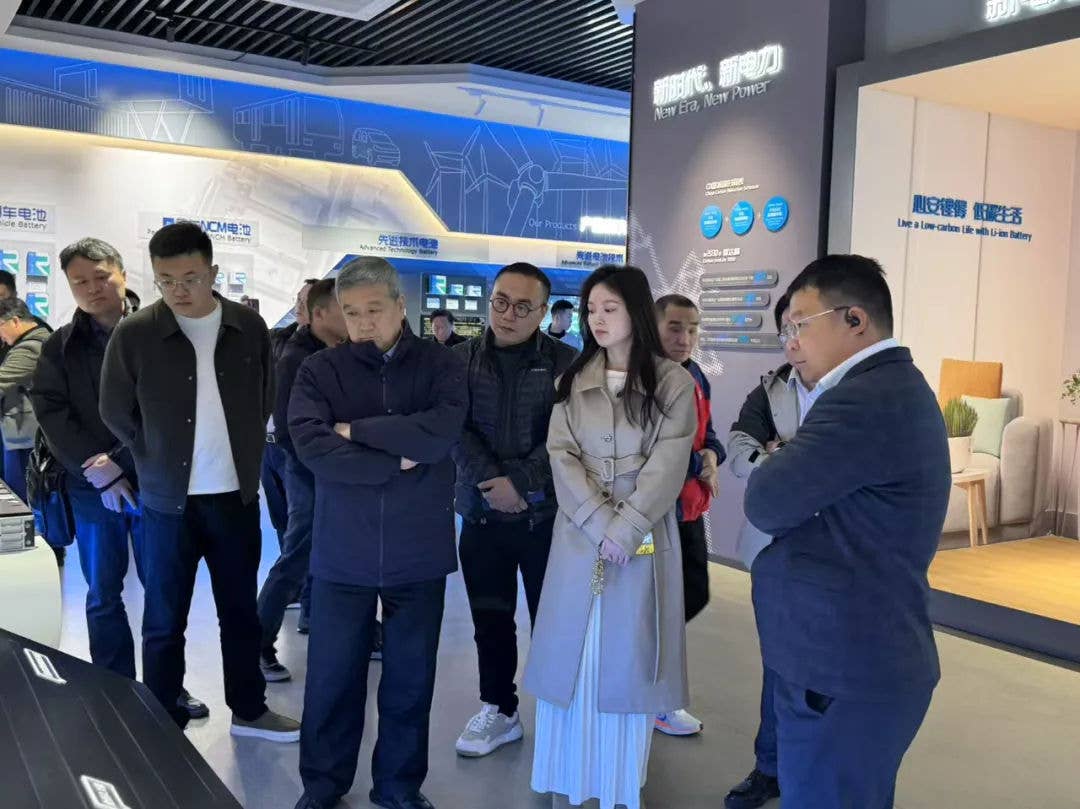 中國電池工業(yè)協(xié)會副理事長兼執(zhí)行秘書長王建新率隊調(diào)研瑞浦蘭鈞 中國電池工業(yè)協(xié)會副理事長兼執(zhí)行秘書長王建新率隊調(diào)研瑞浦蘭鈞